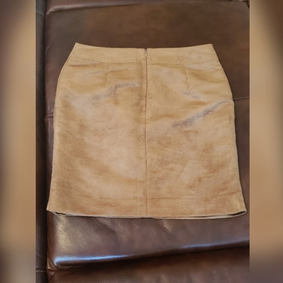 Cato tan skirt - Picture 2 of 4